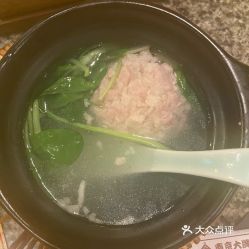 南宁鲜炖燕窝：正宗店铺地址与口味推荐及价格一览