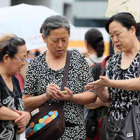 揭秘：燕窝项链的历代名人佩戴者与流行趋势