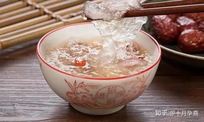 燕窝搭配食谱：润肺止咳炖品全攻略及适宜食材推荐