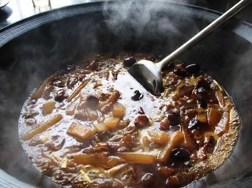 邯郸炖菜：炖肉馆炖菜馆大锅炖菜哪家好吃指南