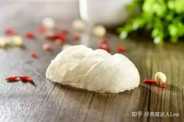 绐濆秘方：燕窝中隐藏的独特配料揭秘