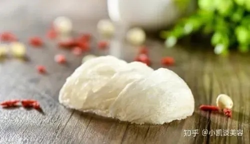 新疆燕窝好不好：新疆燕窝口感与产地探究