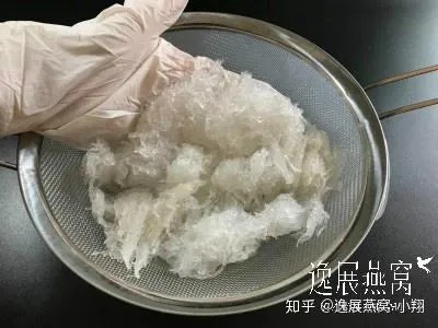 燕窝储存全方位指南：详解干燕窝与炖燕窝的保存方法与注意事项