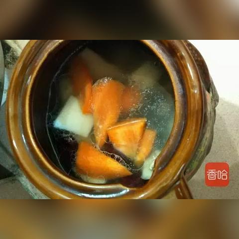 揭秘顶级食材：一级燕窝的制作原料与工艺