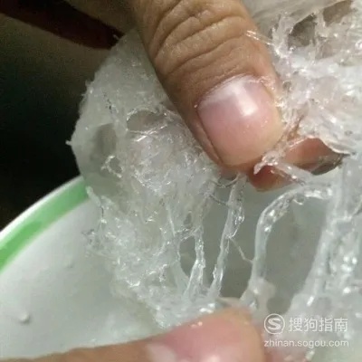 探究燕窝二次泡发过程中的物理与生物学原理