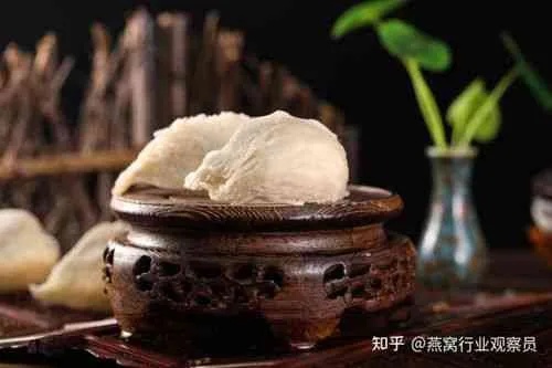 燕窝是什么做的让它如此昂贵，揭秘燕窝的原材料来源与制作过程