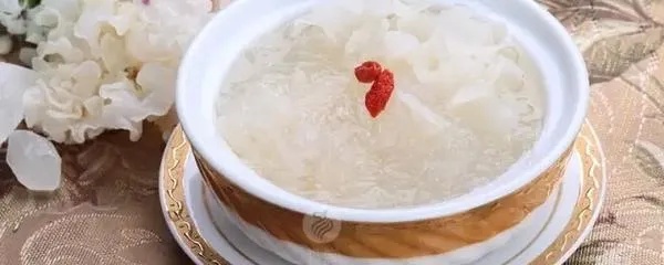 没泡发的燕窝能吃吗：有无性、营养及正确食用与保存方法