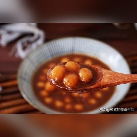 多种食材揭秘：哪些食物口感与燕窝相似及营养价值对比