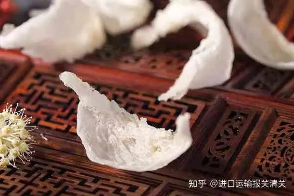 燕窝干挑的什么意思呀：如何食用与是否足干解析