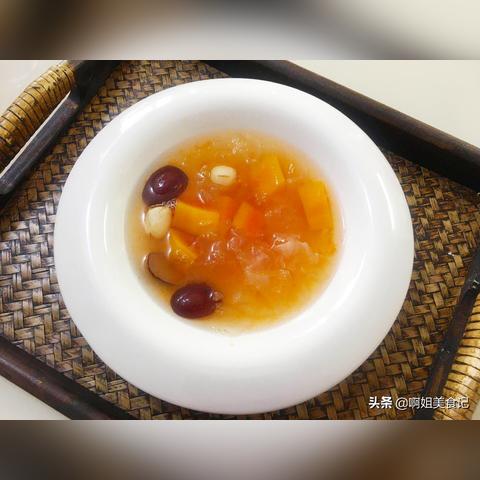 炖煮燕窝化水原因探究：揭秘不宜食用真相