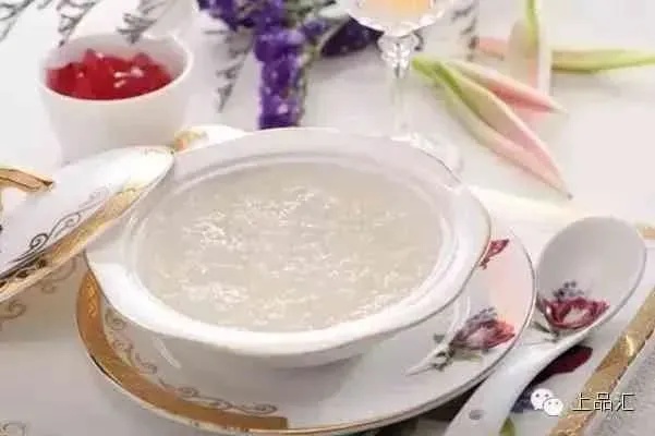 碎燕窝炖什么比较好：搭配推荐与美味食谱精选