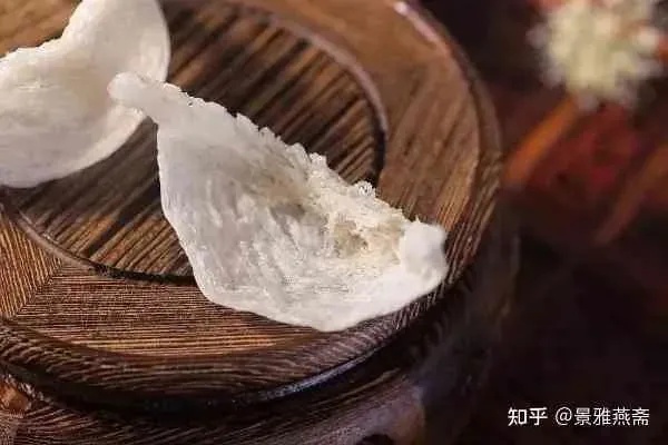 燕窝大盏与小盏的区别及挑选指南：全面解读燕窝盏型的奥秘