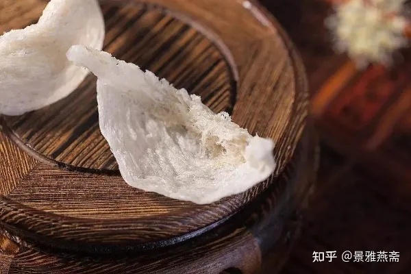 揭秘燕窝品种：粉色八角燕窝的特性与鉴别要点