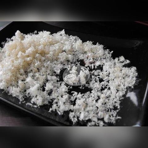 燕窝燕碎：与燕盏的区别、功效作用及食用方法对比分析