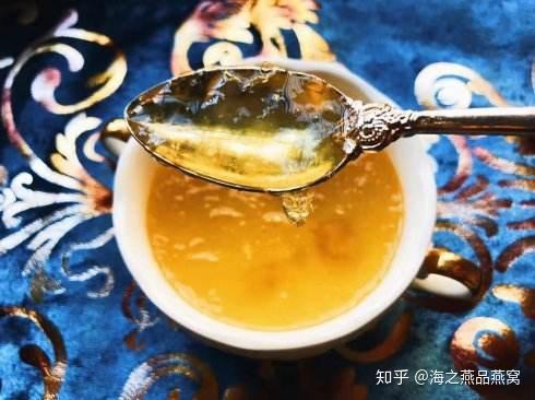 燕窝里面加什么更好：食材搭配口感营养全面提升