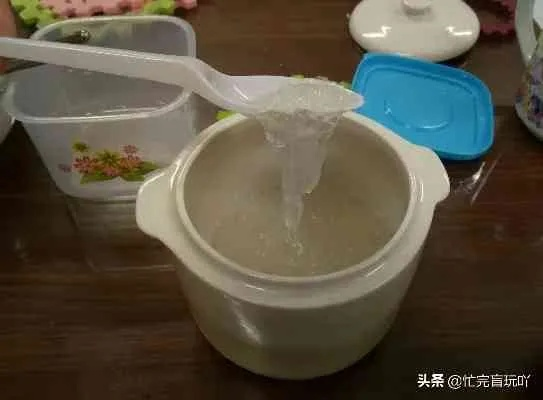 燕窝隔水炖用什么锅更佳及水量掌控