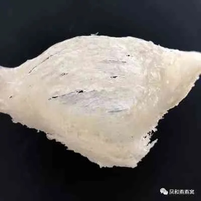 燕窝什么色泽才对身体健康及视力有益更佳选择